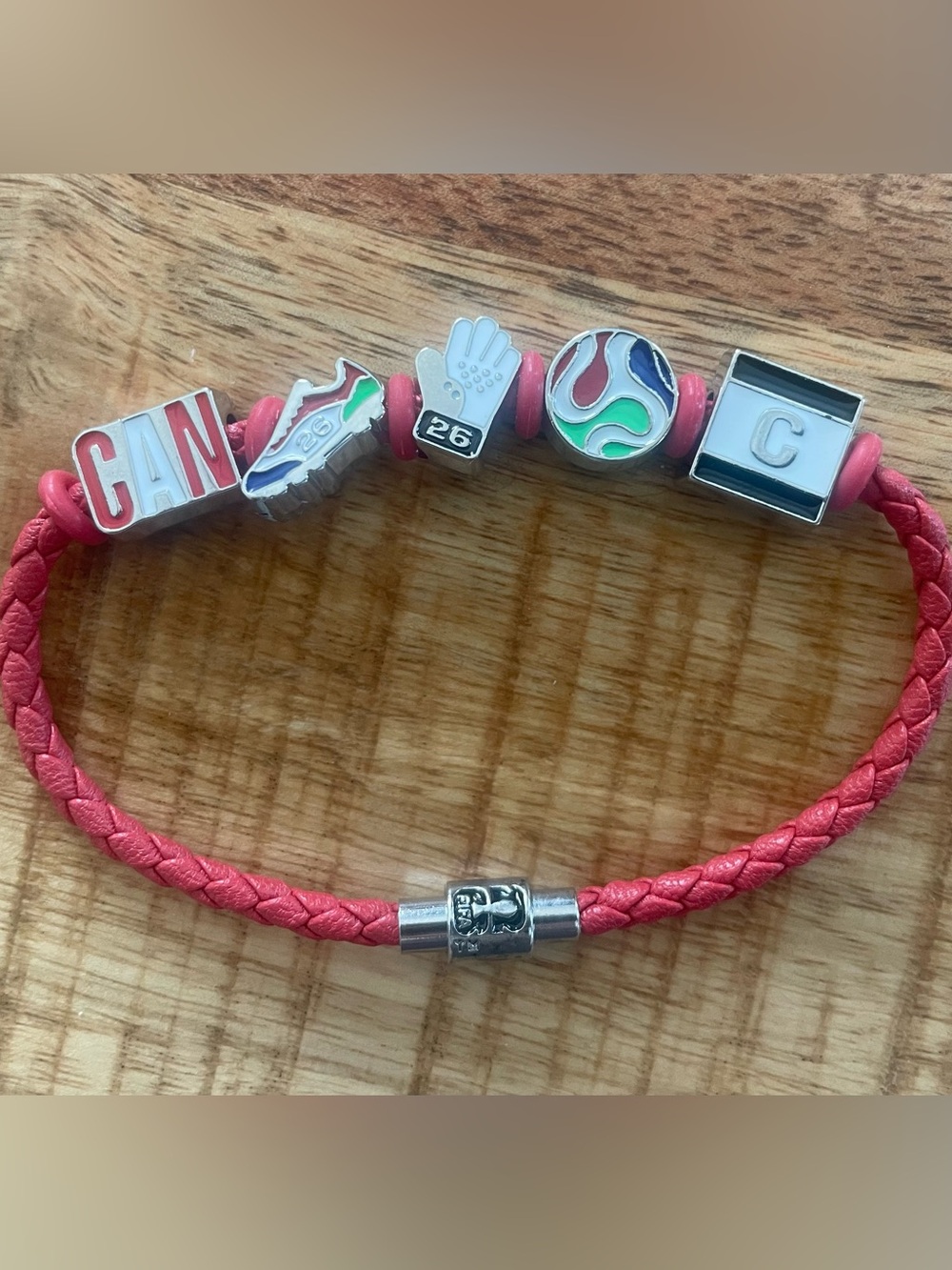 FIFA WORKD CUP 2026 CANADA BEADED CHARM BRACELET- AUTHENTIC - Picture 2 of 4